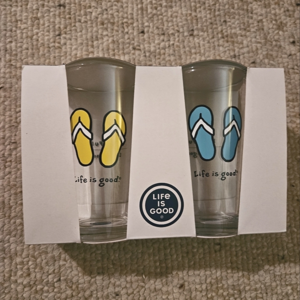 Set of 2 Flip Flop pint glasses NWB